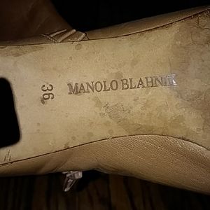 Vintage-ish Manolo Blahnik size 36 ruffle boots